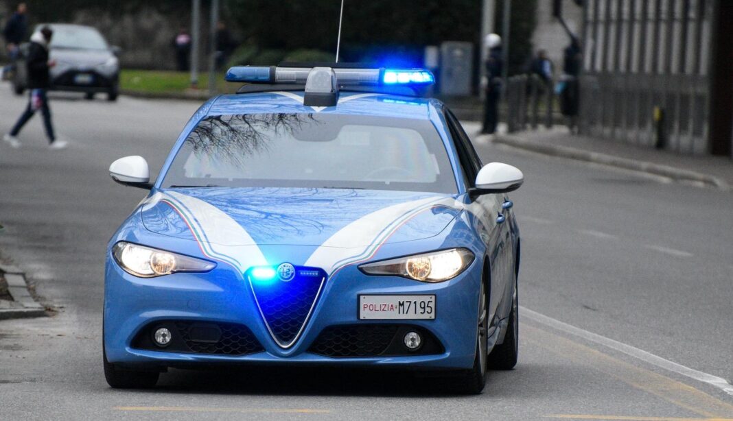 polizia di stato piazza fisac camerlata como aggressione arresto evasione arresti domiciliari