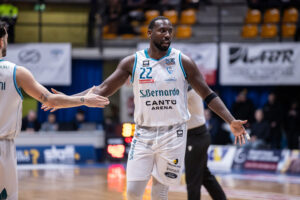 pallacanestro acqua s.bernardo cantù assigeco piacenza serie a2 basket