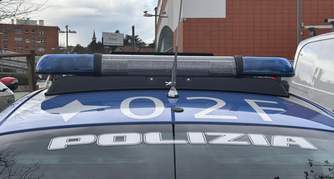 polizia di stato piazza fisac camerlata como arresto pregiudicato carcere como news notizie a como