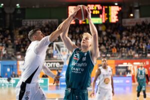 apu old wild west udine pallacanestro acqua s.bernardo cantù serie a2 31a giornata notizie a como como news